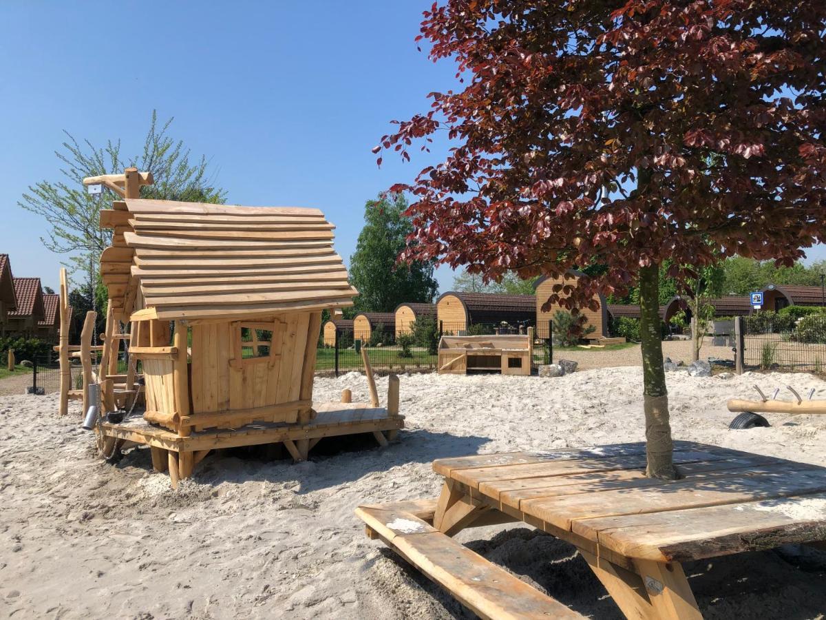 Campsite Woodlodge High Chaparral Oirsbeek